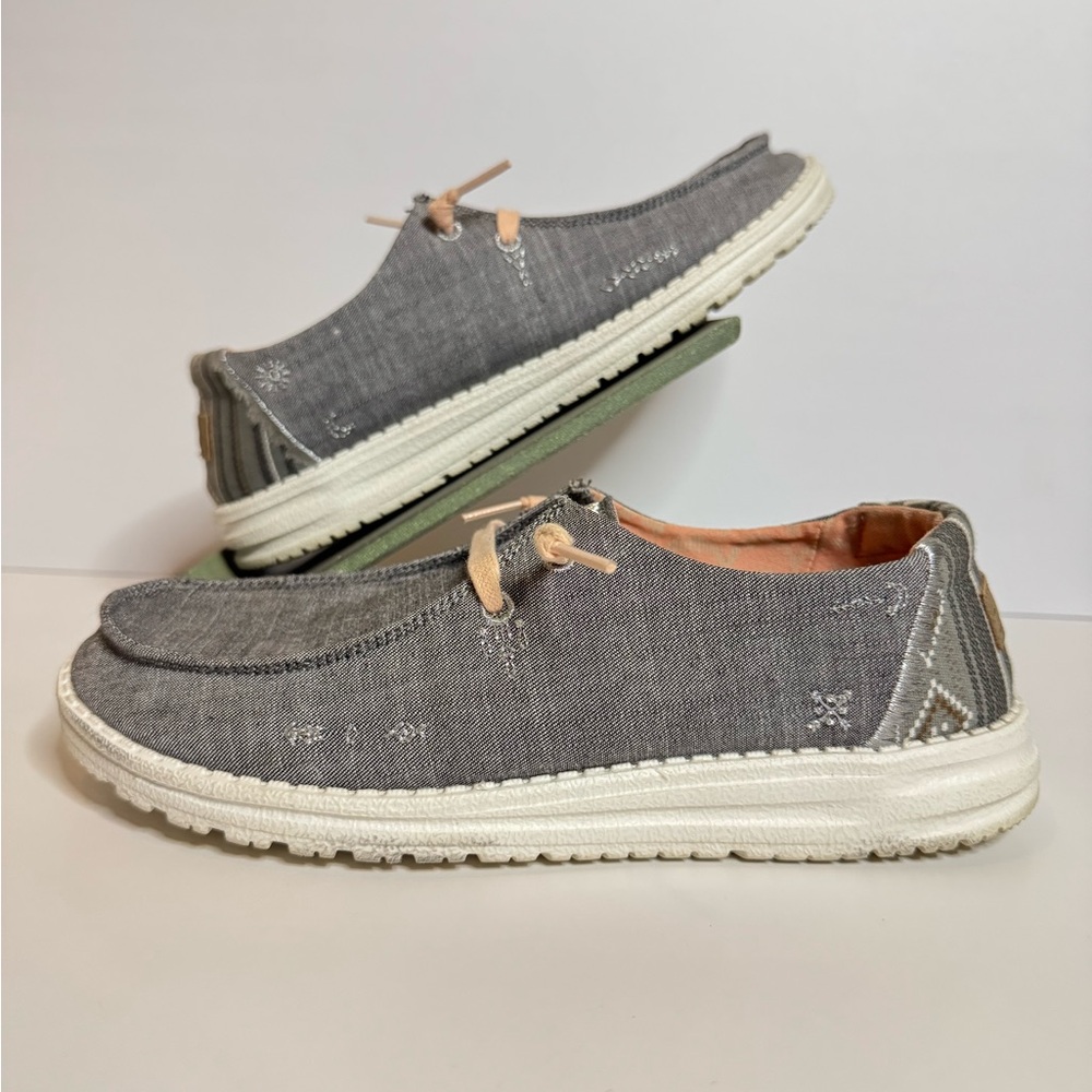 Hey dude women’s boho 8 Shoes
